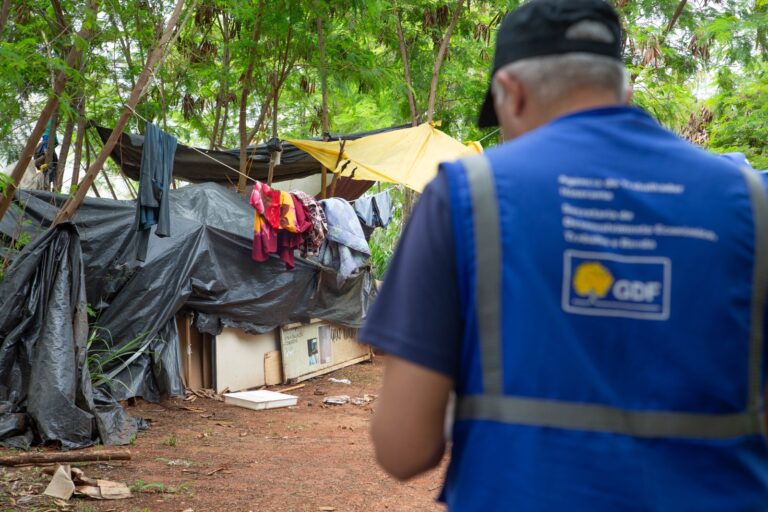 GDF realiza ação de acolhimento e assistência social em Brazlândia