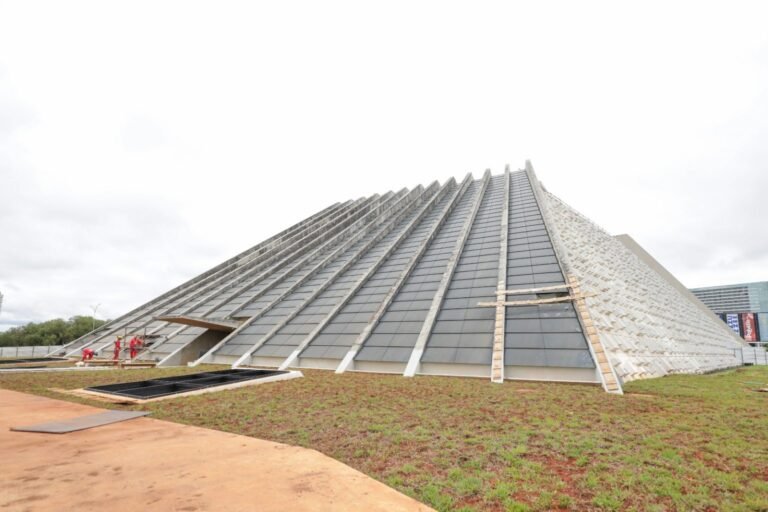 Teatro Nacional Claudio Santoro avança em revitalização com lançamento de nova etapa de obras
