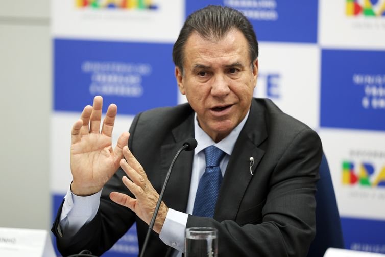 Brasília (DF), 28/03/2025 - O Ministro do Trabalho e Emprego, Luiz Marinho, apresenta os dados do Novo Cadastro Geral de Empregados e Desempregados (Novo Caged) referentes ao mês de fevereiro de 2025. Foto: José Cruz/Agência Brasil