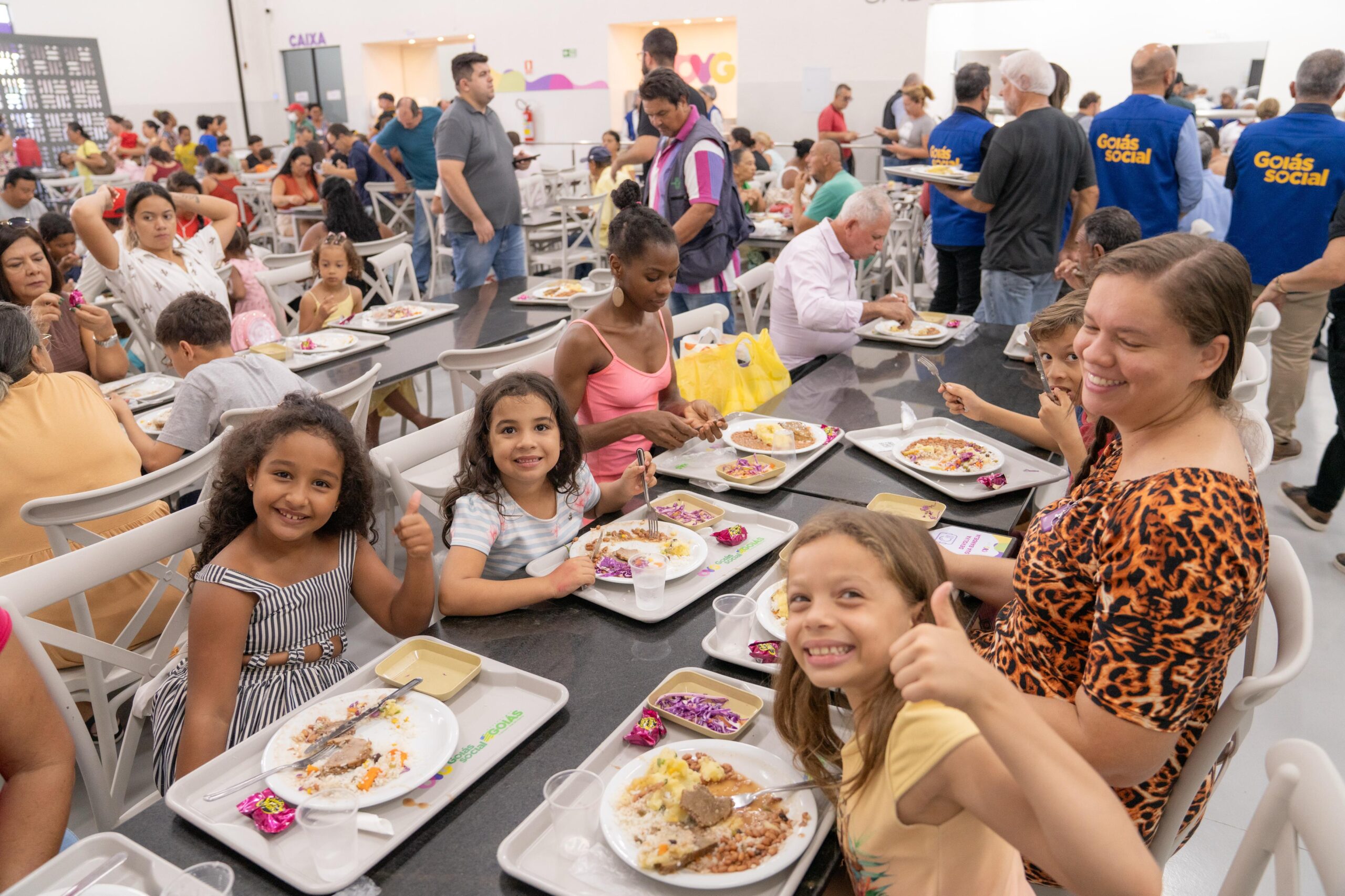 Restaurante tem capacidade para servir até 1,3 mil refeições por dia ao custo simbólico de R$ 2