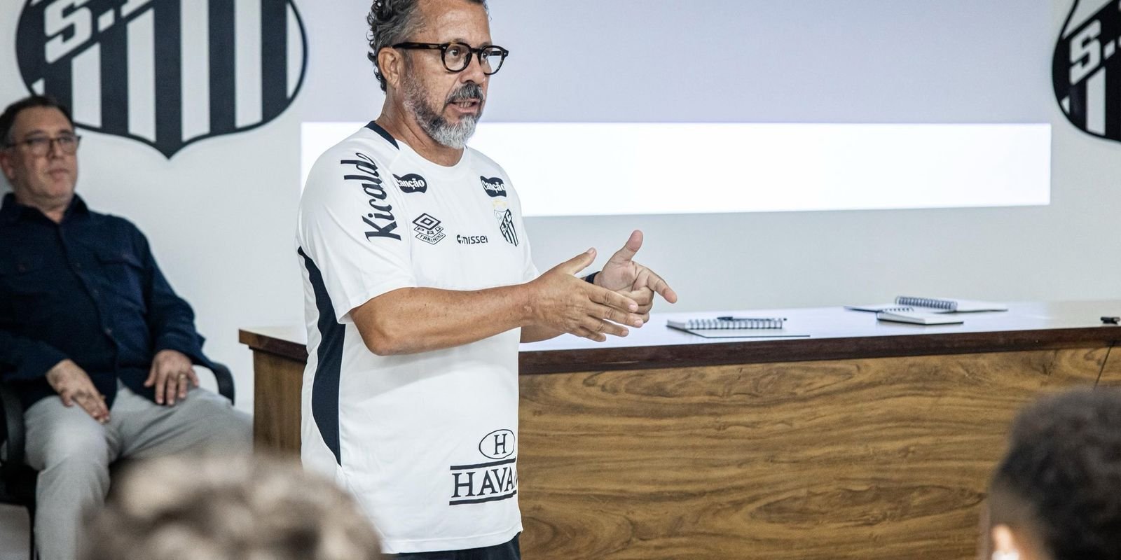 cleber xavier contrato tecnico santos.jpg