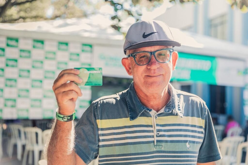 Cartao dignidade Carol Costa Seds.jpeg