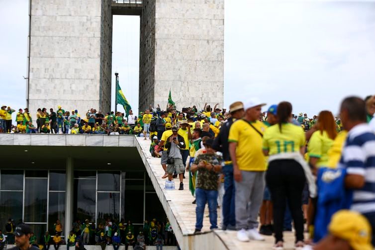 Manifestantes invadem Congresso, STF e Palácio do Planalto.
Foto: Marcelo Camargo/Agência Brasil/Arquivo