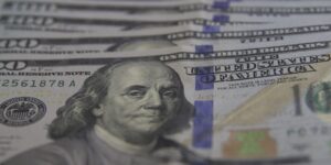 dolar moeda 0803221205.jpg