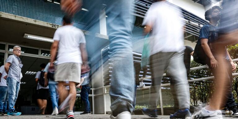 Enade 2025: concluintes devem preencher questionário do estudante