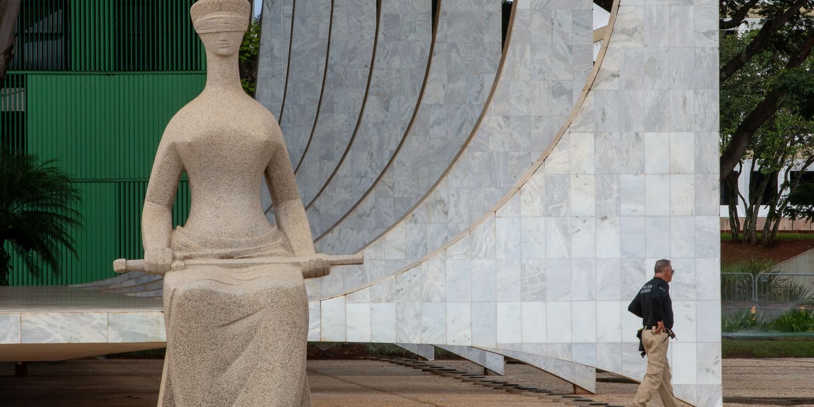 11042023 pzzb9237.jpg