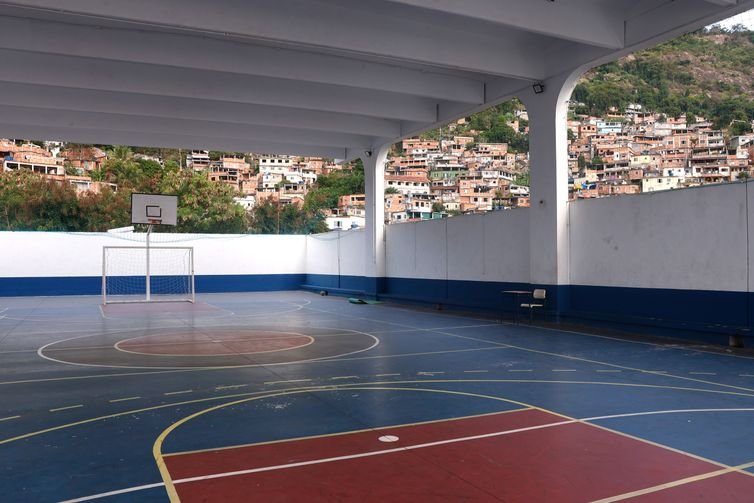 Niterói (RJ), 03/06/2025 - Centro Integrado de Educação Pública (CIEP) 449 Governador Leonel Moura Brizola – Intercultural Brasil-França.  Foto: Tânia Rêgo/Agência Brasil