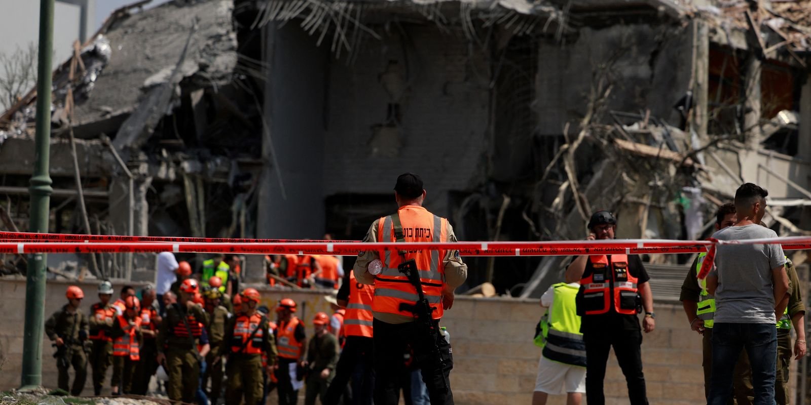 2025 06 22t080802z 1139415033 rc2k7favrbog rtrmadp 3 iran nuclear israel missiles.jpg