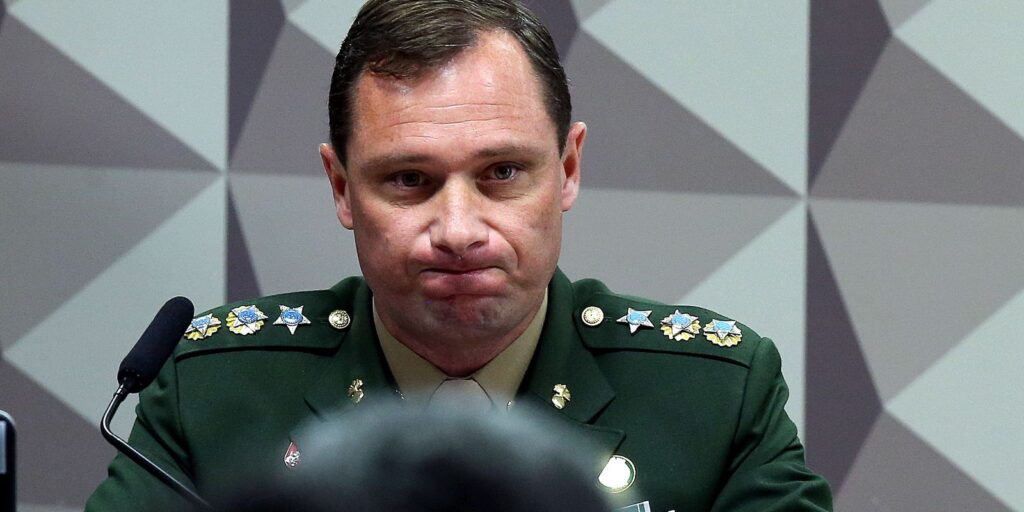 25 retro 2023 tenente coronel mauro cid depoe na cpi dos atos golpistas.jpg