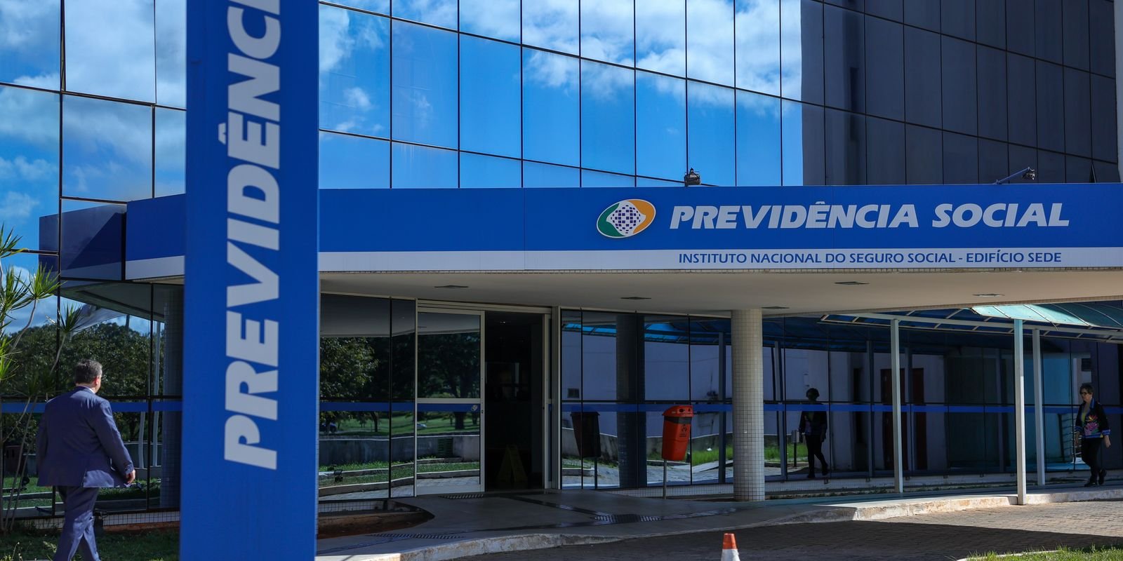 09052025 pzzb8615.jpg