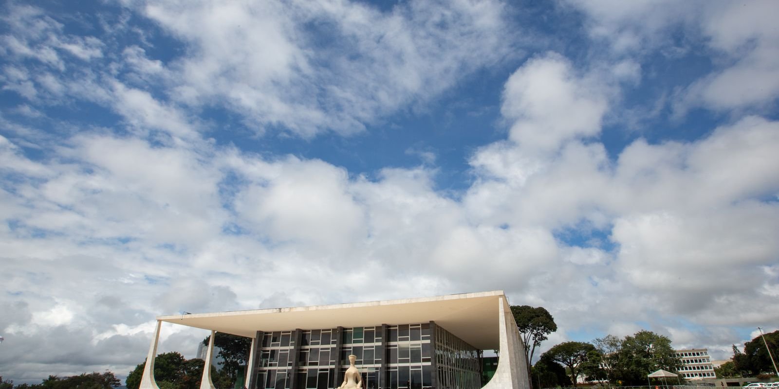 11042023 pzzb9197.jpg