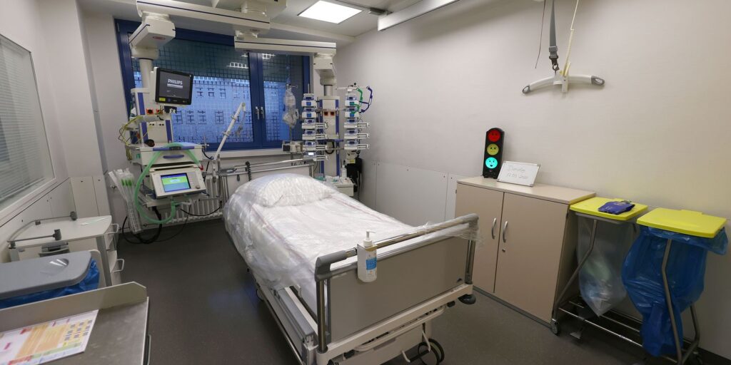 2020 03 17t201437z 2121953516 rc2wlf95tlfr rtrmadp 3 health coronavirus germany.jpg