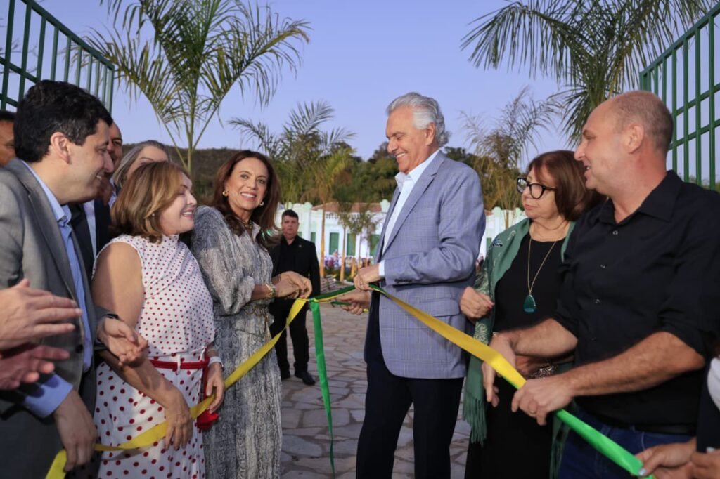SECOM CAIADO ENTREGA PALACIO DA INSTRUCAO NA CIDADE DE GOIAS POR LUCAS DIENER E ANDRE SADDI 1024x682.jpeg