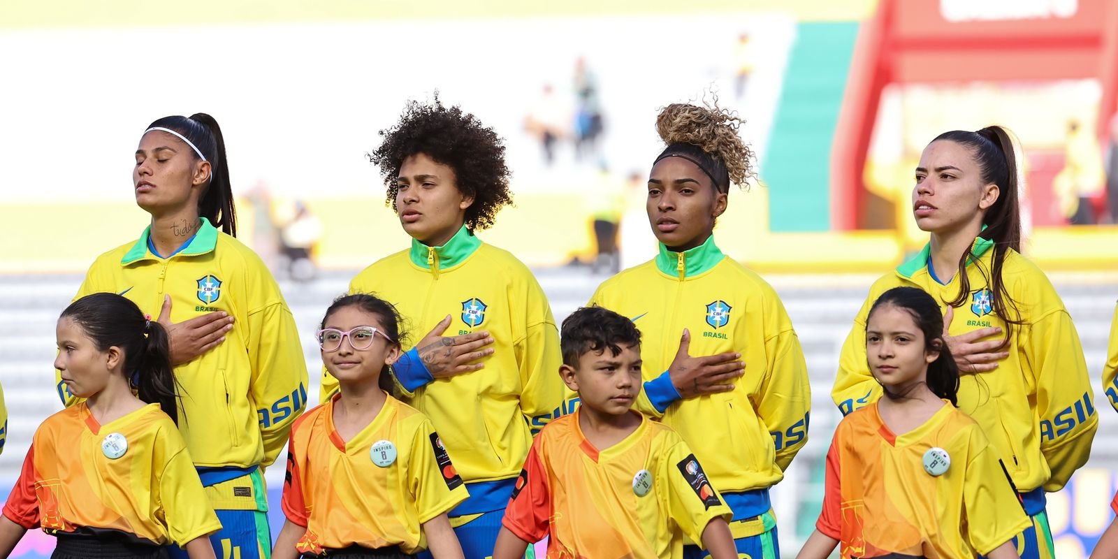 selecao feminina de futebol.jpg