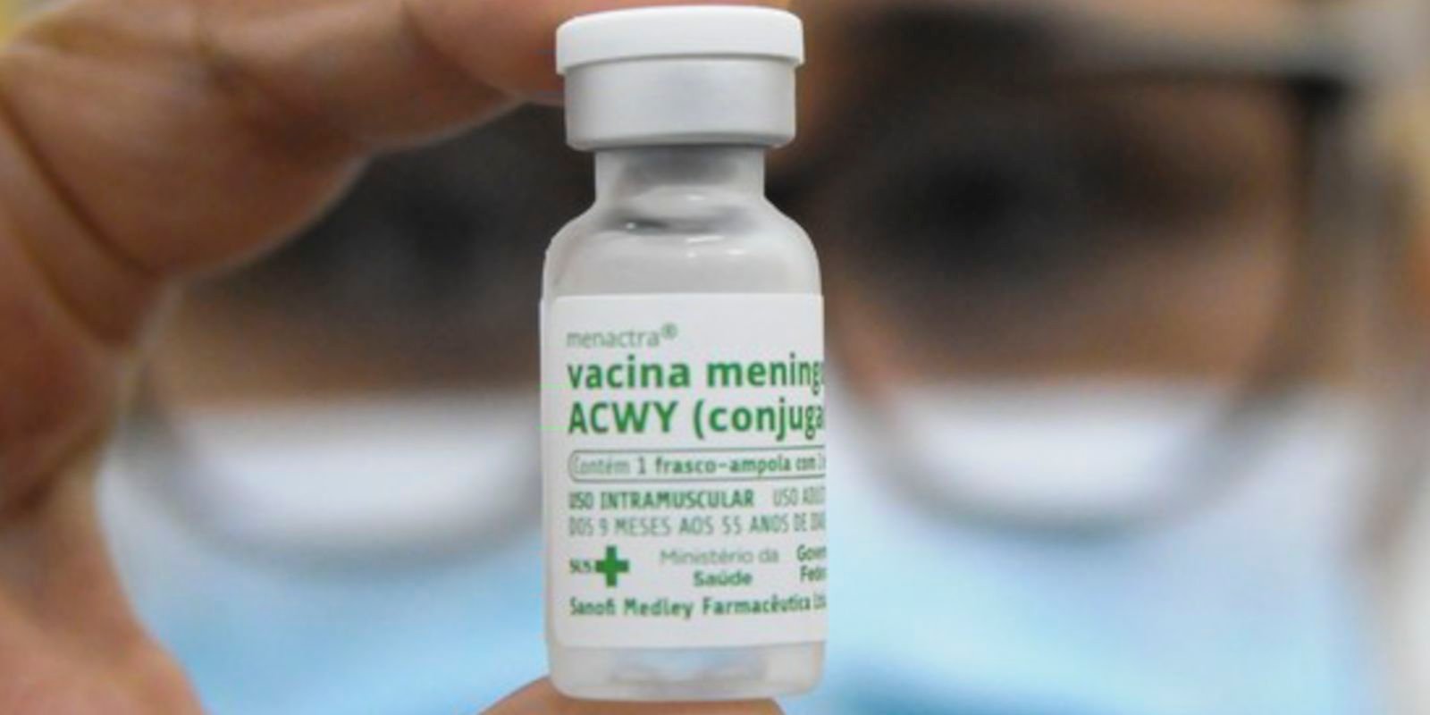 Meningite: entenda como fica vacinação com ACWY após mudança nas doses