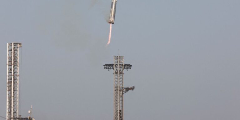 Lançamento da SpaceX reabre esperança de voos tripulados para a Lua