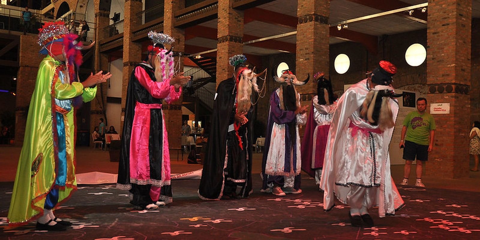 Festejos do Dia de Reis mantêm tradição cultural pelo país