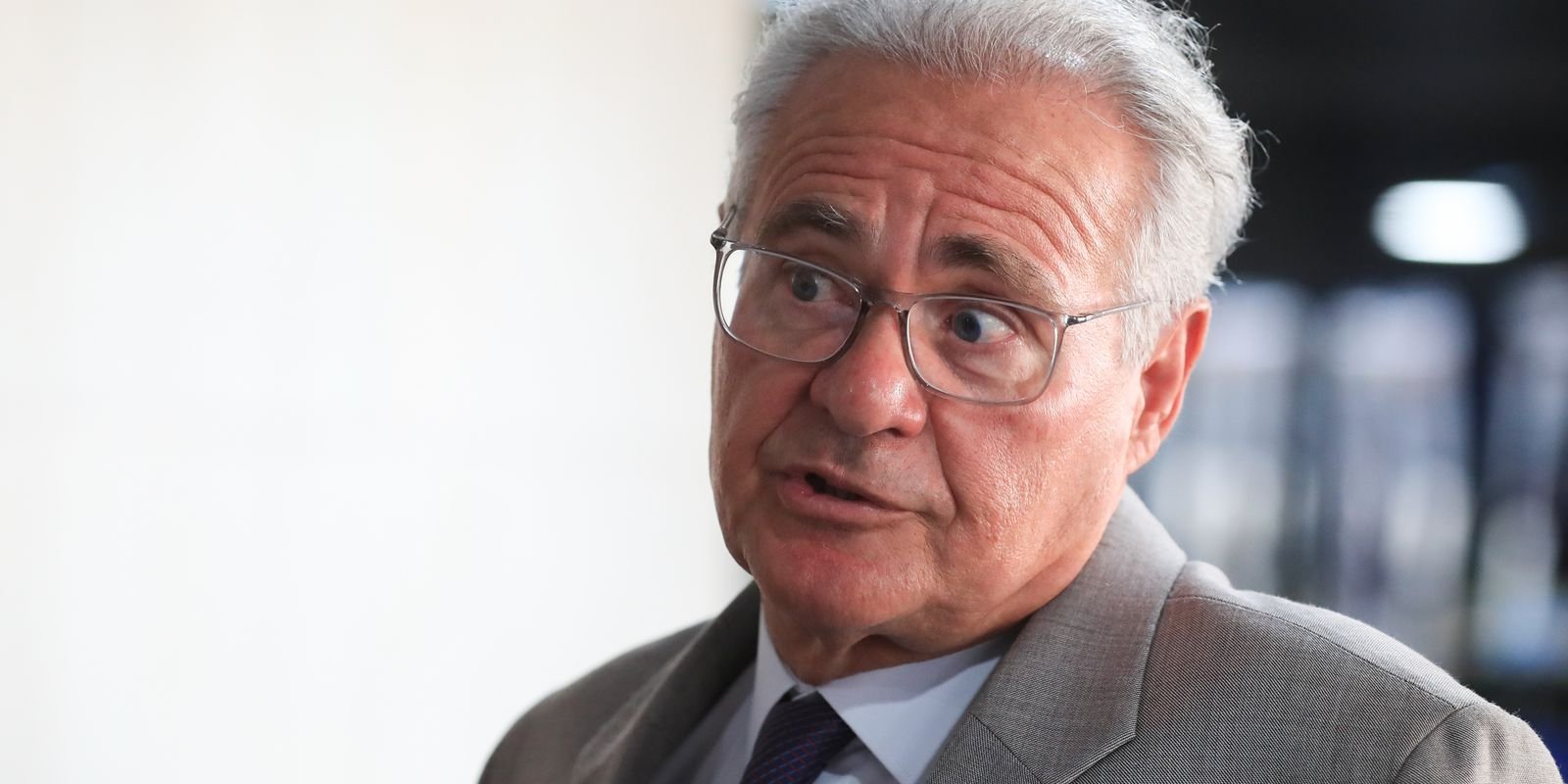 Senado instala comissão para apurar fraudes do Banco Master