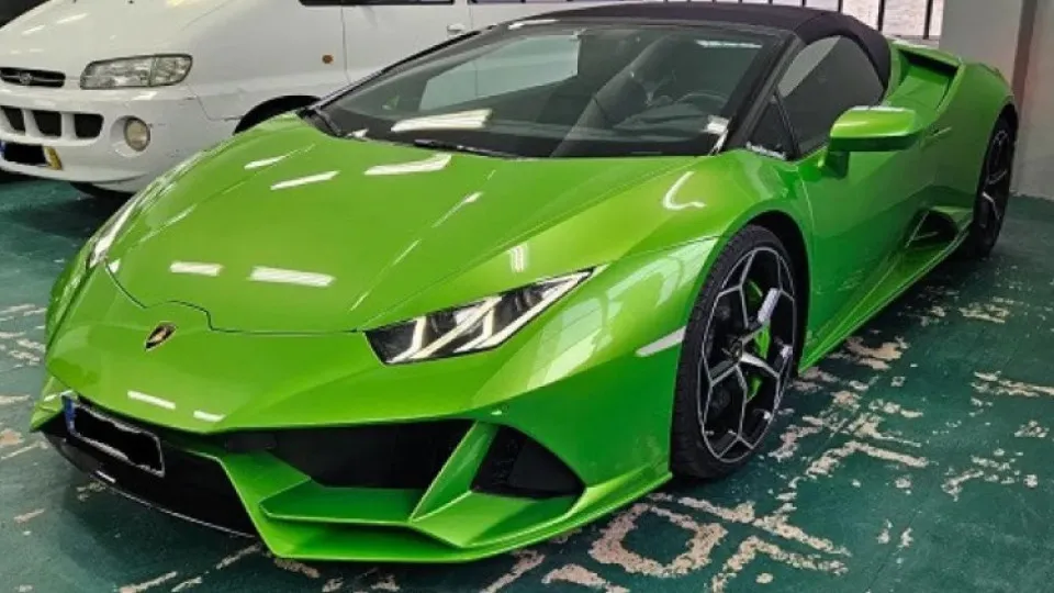 Extraditado casal detido nos Açores por burla de "luxo" na Alemanha